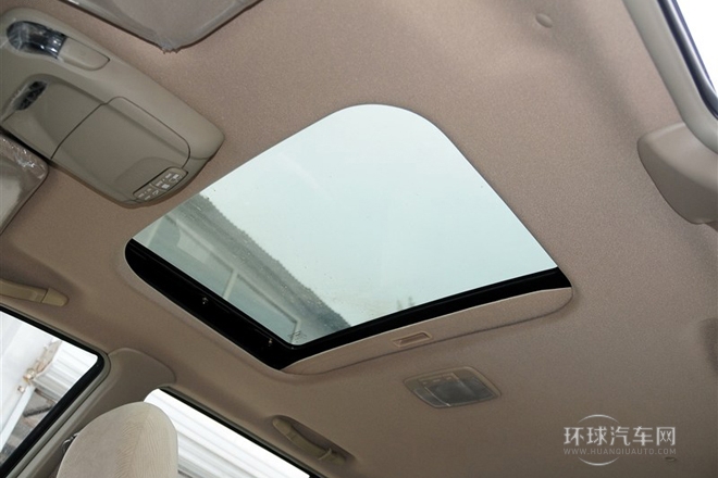 2012款 2.0L 手動兩驅天窗版