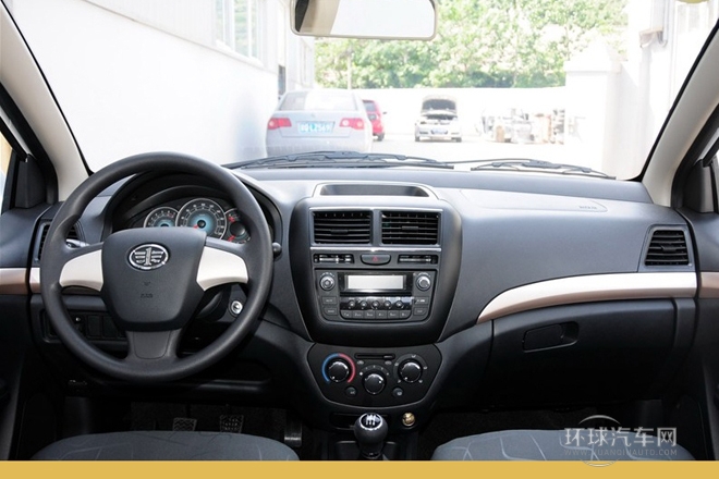 2013款 1.5L 手動(dòng)進(jìn)取型 國IV