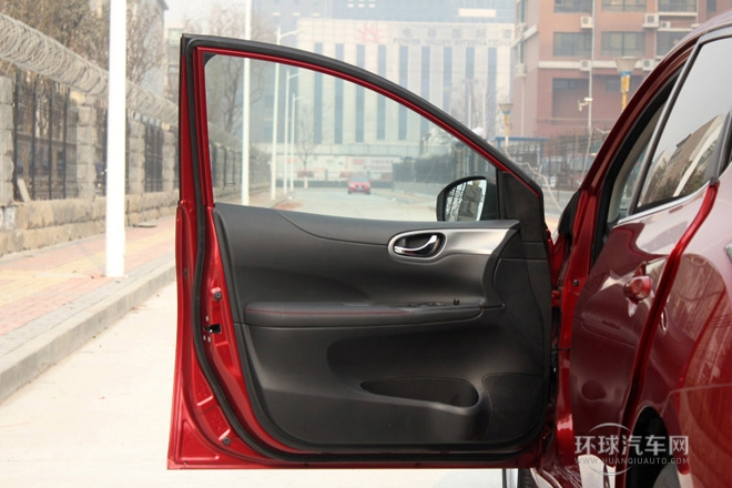 2011款 1.6T 手動炫動版