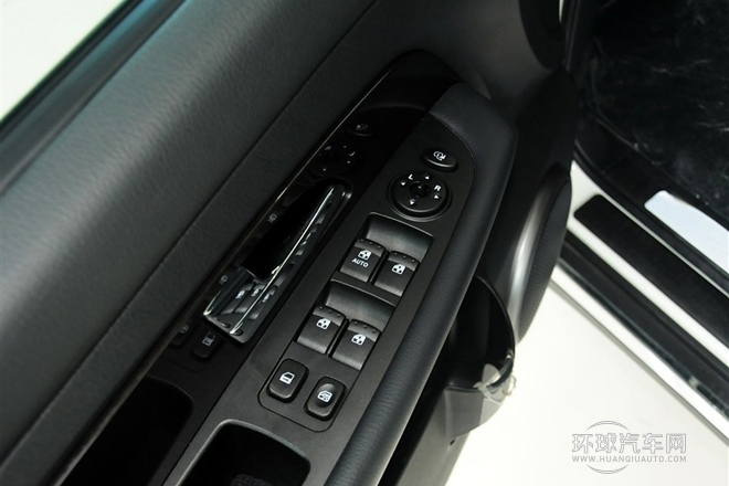 2014款 2.0T 兩驅精英導航版5座