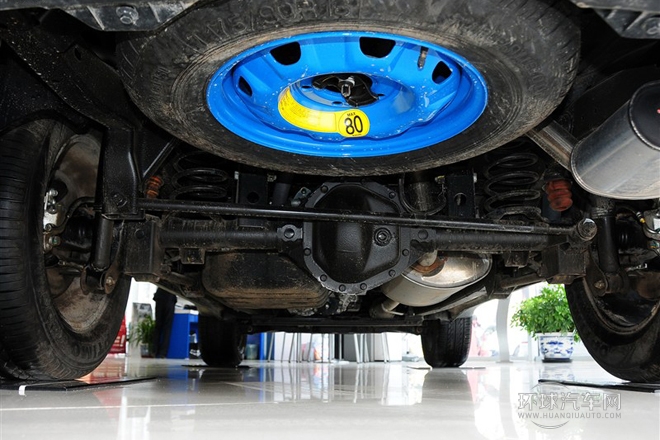 2014款 2.0T 四驅(qū)豪華導(dǎo)航版5座