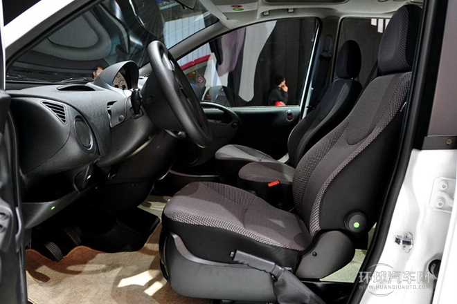 2010款 1.6L 汽油標準型5座