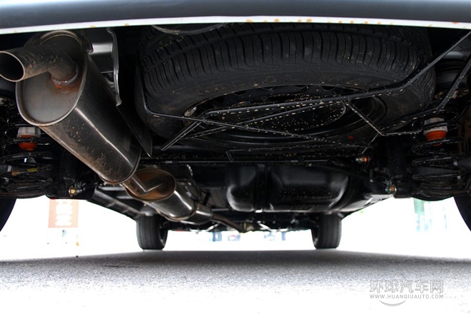 2010款 1.6L 汽油標準型6座