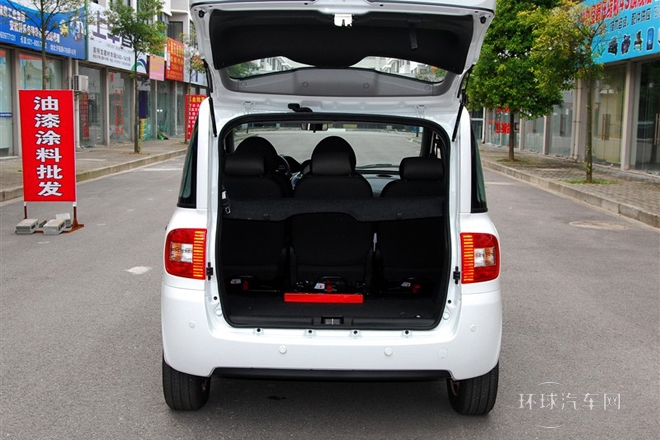 2010款 1.6L 汽油標準型6座