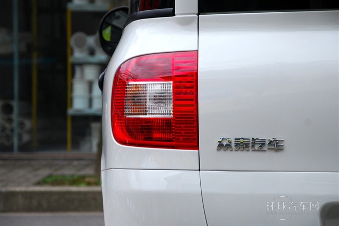 2010款 1.6L 汽油標準型6座