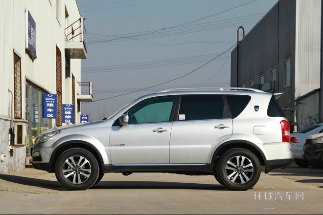 2014款 2.0T 兩驅(qū)精英導(dǎo)航版7座