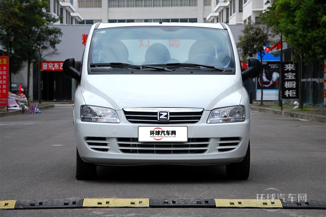 2010款 1.6L 汽油標(biāo)準(zhǔn)型6座