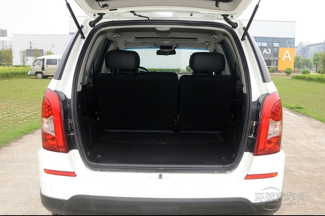 2014款 2.0T 四驅(qū)豪華導(dǎo)航版7座