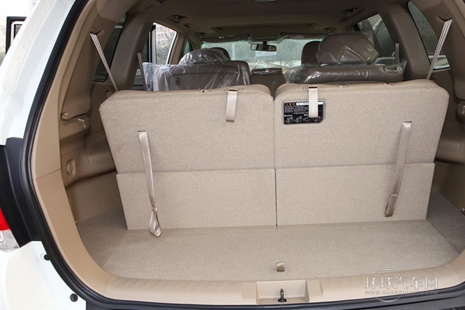 2013款 2.7L 兩驅7座探索版