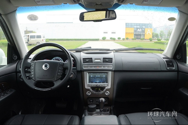 2014款 2.0T 四驅(qū)豪華導(dǎo)航版7座