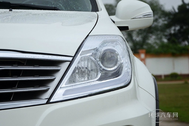 2014款 2.0T 四驅(qū)豪華導(dǎo)航版7座