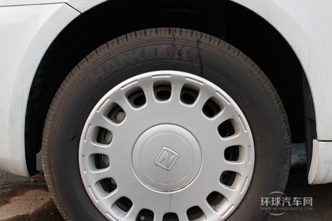 2010款 1.6L 汽油豪華型6座