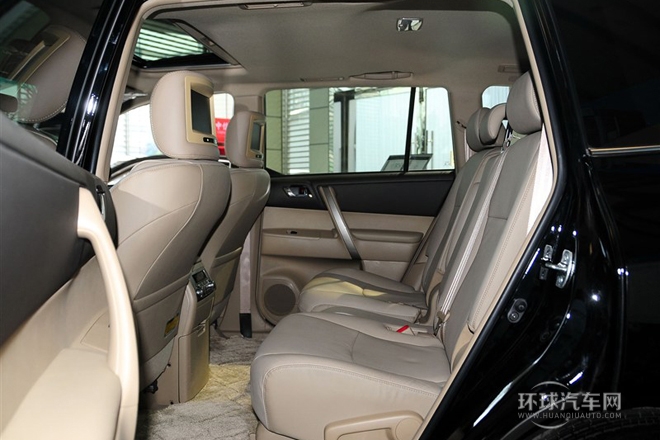 2013款 2.7L 兩驅7座紫金版