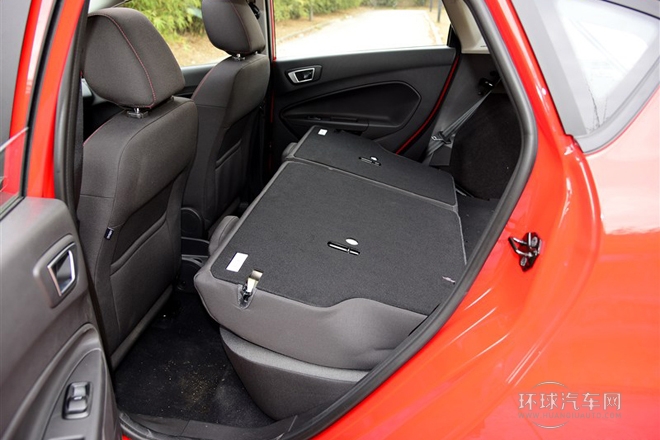 2013款 兩廂 1.5L 自動運動型