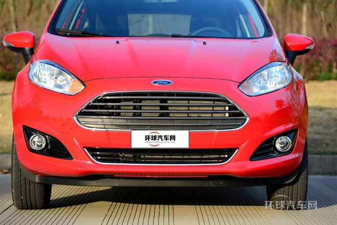 2013款 兩廂 1.5L 自動(dòng)運(yùn)動(dòng)型