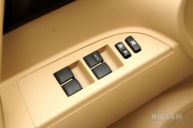 2012款 2.7L 兩驅5座精英版