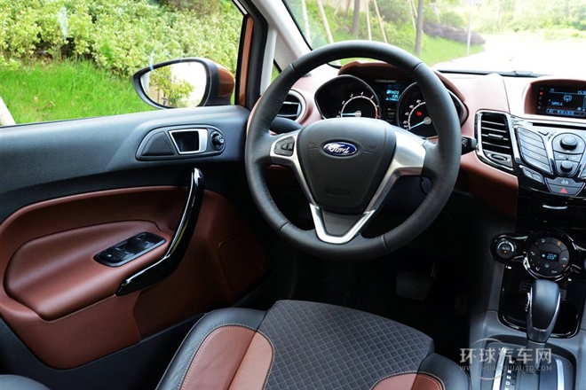 2013款 兩廂 1.5L 自動勁動型