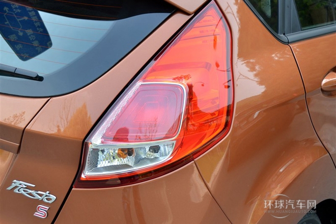 2013款 兩廂 1.5L 自動勁動型