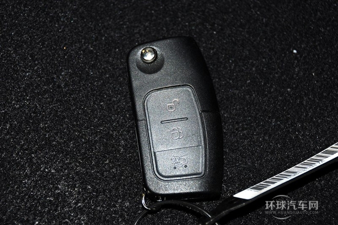 2013款 三廂 1.5L 手動風尚型