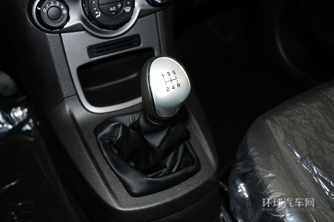 2013款 三廂 1.5L 手動風尚型