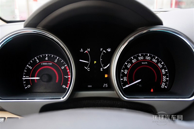 2012款 2.7L 兩驅7座精英版