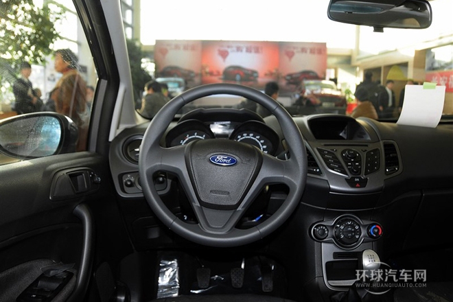 2013款 三廂 1.5L 手動風尚型