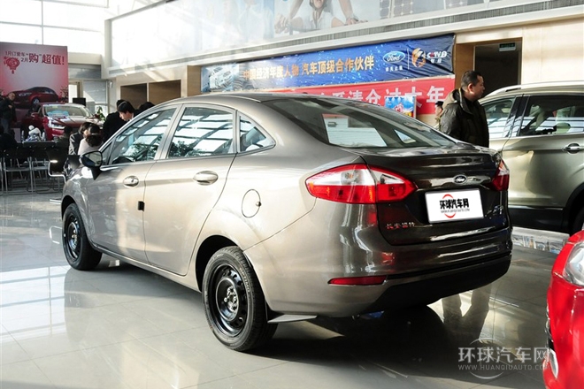 2013款 三廂 1.5L 手動風尚型