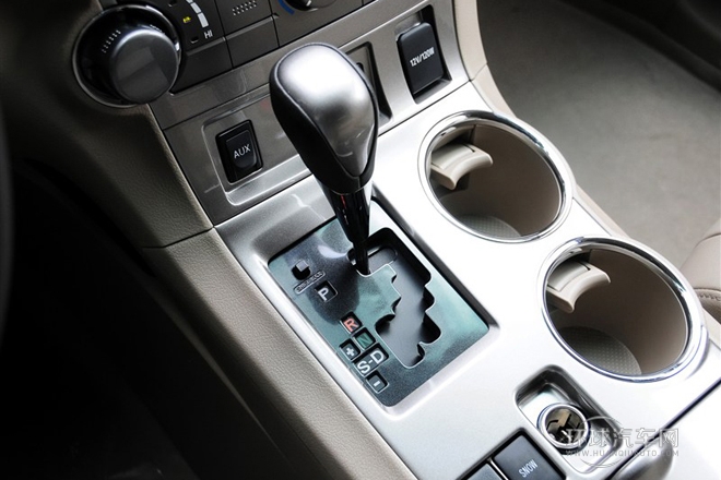 2012款 2.7L 兩驅(qū)5座運(yùn)動(dòng)版