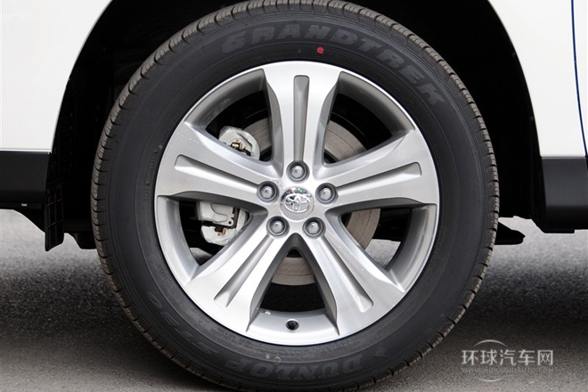 2012款 2.7L 兩驅(qū)7座豪華版