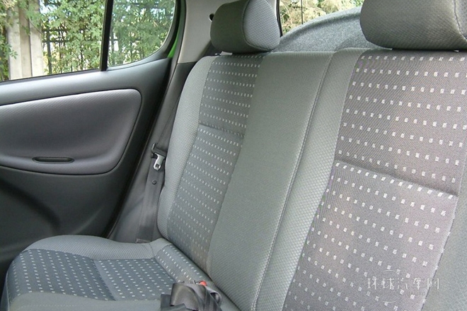 2011款 1.3L 手動豪華型