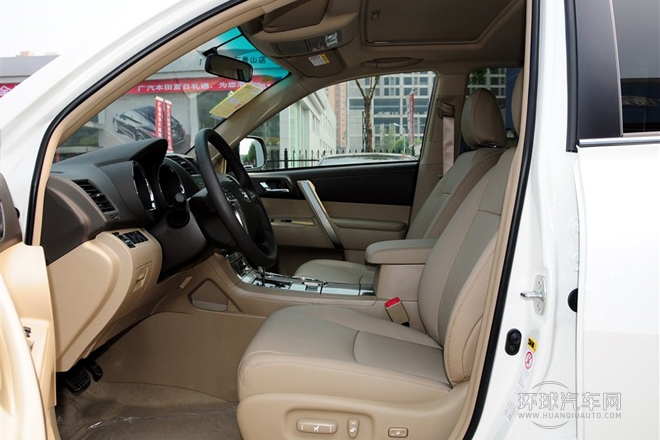 2012款 2.7L 兩驅7座豪華版