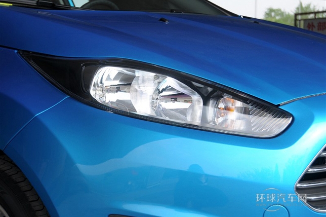 2013款 三廂 1.5L 自動時尚型