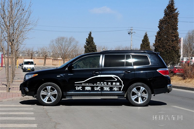 2012款 2.7L 兩驅7座豪華導航版