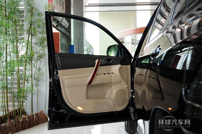 2012款 2.7L 兩驅(qū)7座至尊版