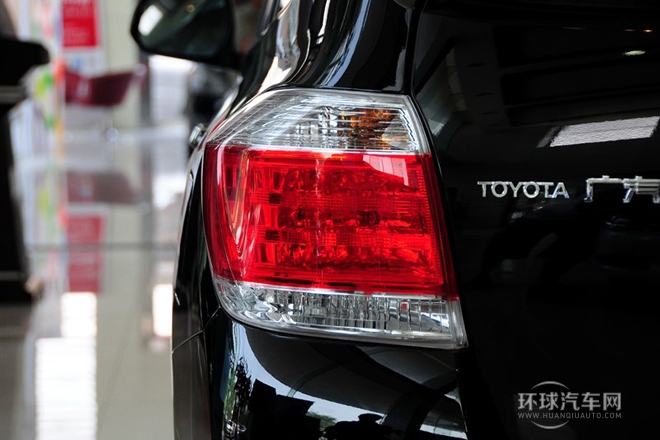 2012款 2.7L 兩驅7座至尊版