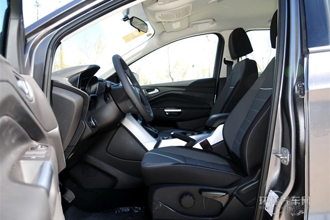 2013款 1.6L GTDi 兩驅舒適型