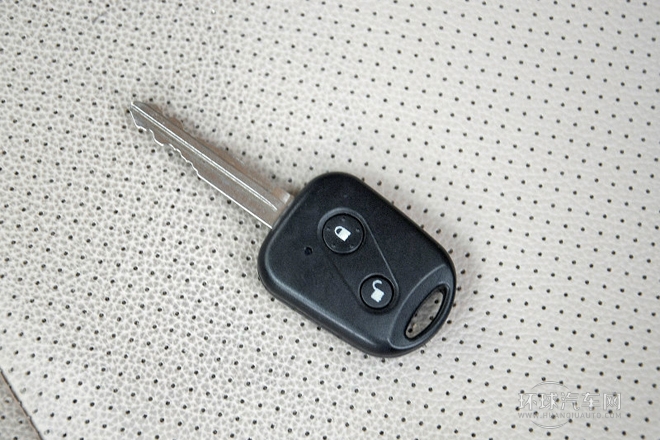 2013款 1.3L MT經典型