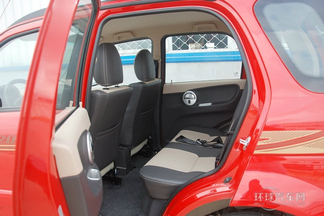 2013款 1.3L MT經典型