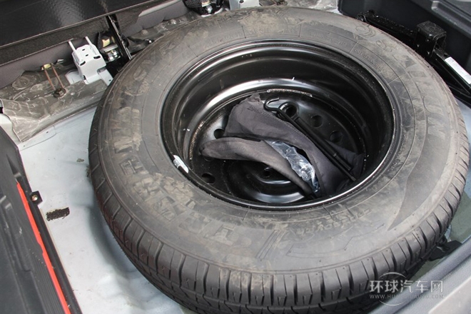 2014款 1.5T 手動(dòng)尊貴型