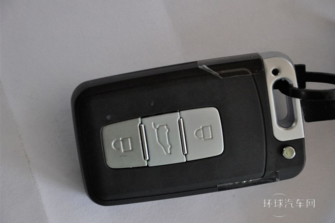 2014款 1.5T 手動尊貴型