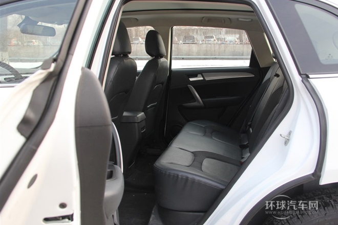 2014款 1.5T 手動尊貴型