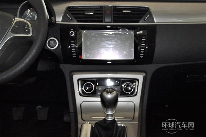 2014款 1.5T 手動尊貴型