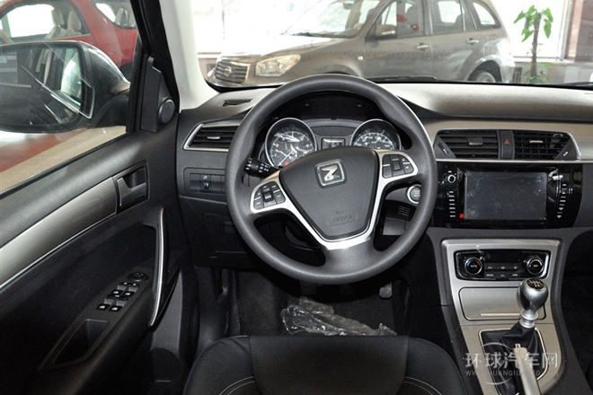 2014款 1.5T 手動尊貴型