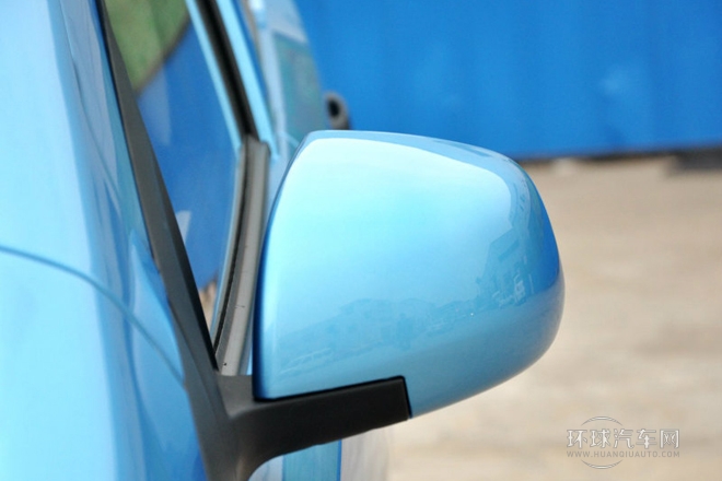 2013款 1.0L 舒適型