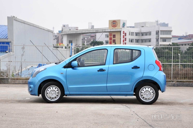 2013款 1.0L 舒適型