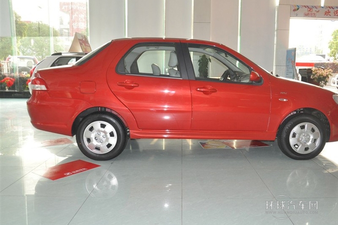 2013款 1.3L 手動(dòng)舒適型4A90M