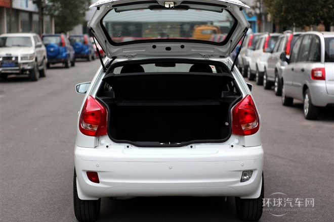 2011款 1.3L 手動豪華型