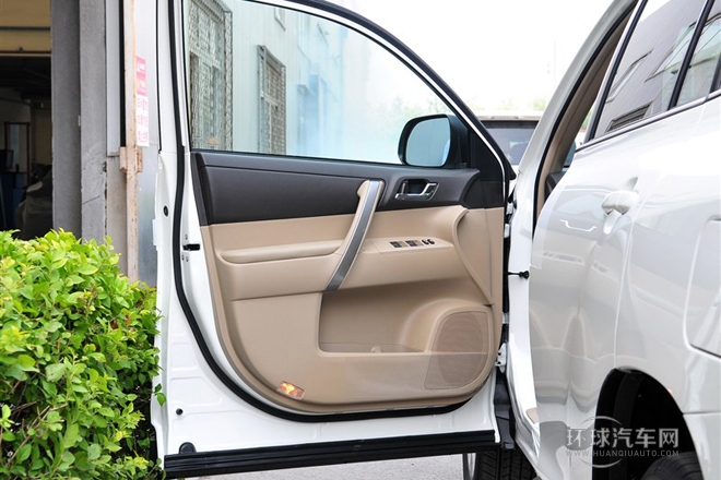 2012款 3.5L 四驅7座豪華版
