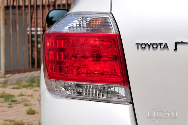 2012款 3.5L 四驅(qū)7座豪華版