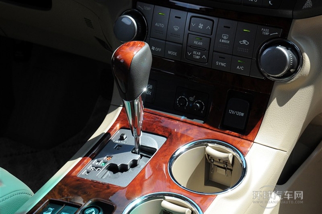 2012款 3.5L 四驅7座至尊版